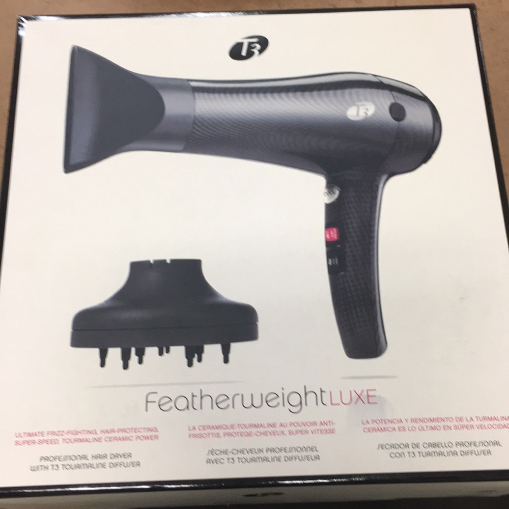 T3 featherweight luxe black blow dryer